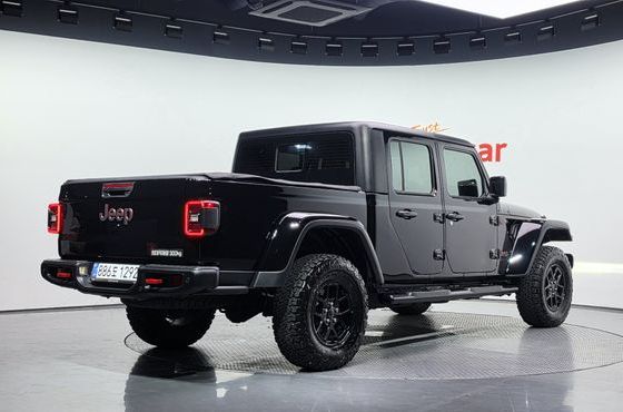 Jeep Gladiator 3.6 Rubicon — пробег 12 776 км — фото 2 из 5