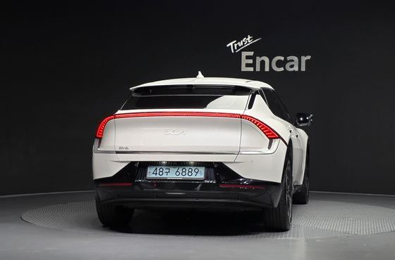 Kia EV6 Standard Earth — пробег 161 640 км — фото 4 из 5