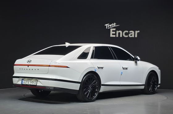 Hyundai Grandeur Calligraphy — пробег 111 759 км — фото 2 из 5
