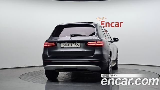 Mercedes-Benz GLC-Class GLC350e 4MATIC Premium — пробег 79 092 км — фото 4 из 5