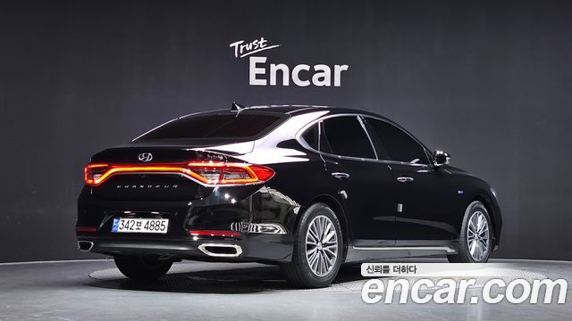 Hyundai Grandeur из Кореи Encar