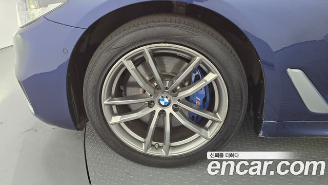BMW 5-Series 530i xDrive M Sport Package Plus — пробег 188 234 км — фото 5 из 5