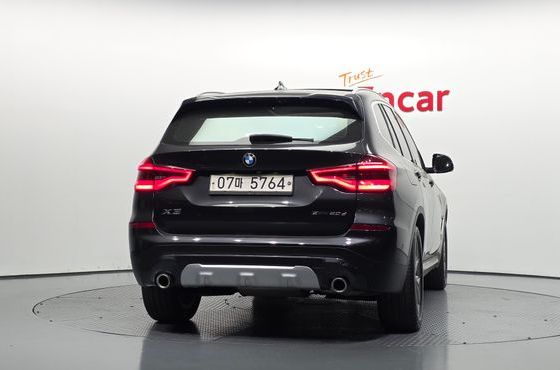 BMW X3 xDrive 20d — пробег 134 576 км — фото 4 из 5