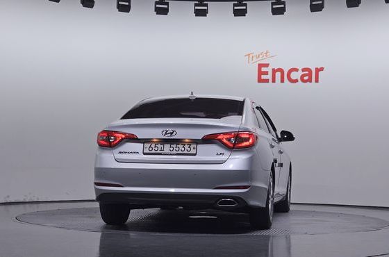Hyundai Sonata LPI Smart(Handicapped) — пробег 112 983 км — фото 4 из 5