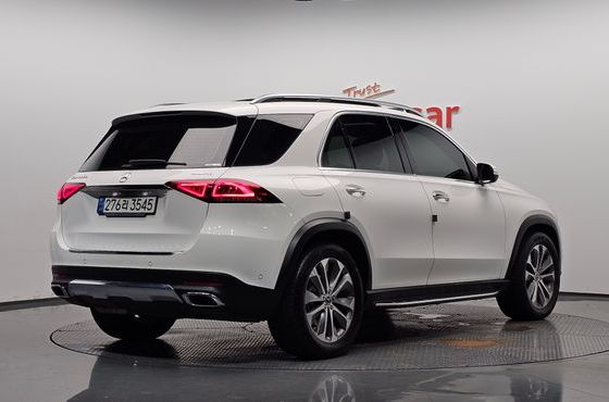 Mercedes-Benz GLE-Class GLE300d 4MATIC — пробег 55 564 км — фото 2 из 5