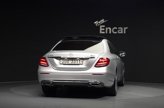 Mercedes-Benz E-Class E400 4MATIC Exclusive — пробег 94 560 км — фото 4 из 5