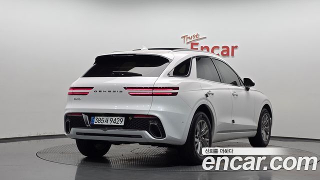 Genesis GV70 из Кореи Encar