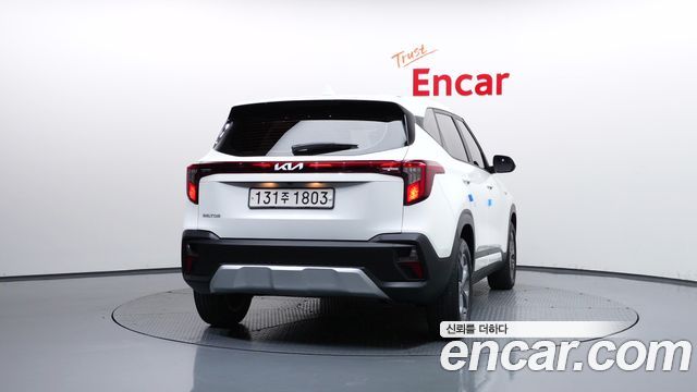 Kia Seltos из Кореи Encar