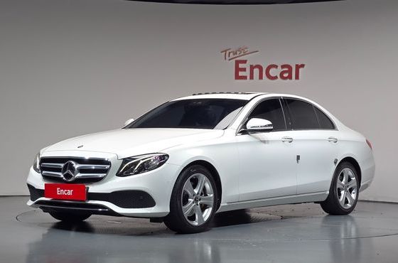 Mercedes-Benz E-Class E200 Avantgarde — пробег 65 260 км — фото 1 из 5