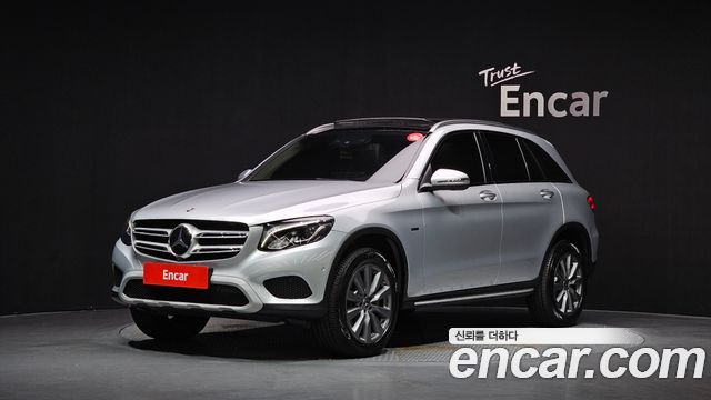 Mercedes-Benz GLC-Class GLC350e 4MATIC Premium — пробег 64 381 км — фото 1 из 5