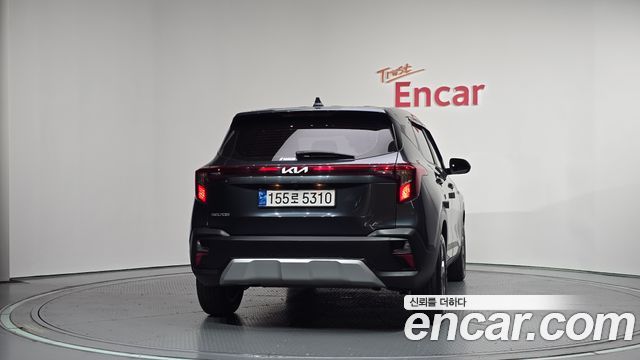 Kia Seltos из Кореи Encar