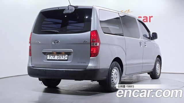 Hyundai Starex Van 3-Seater Style — пробег 308 729 км — фото 2 из 5