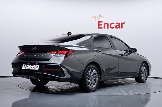 Hyundai AVANTE Modern — пробег 18 187 км — фото 2 из 5