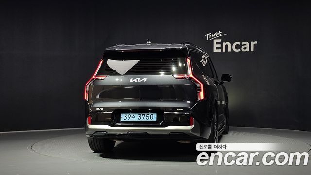 Kia EV9 из Кореи Encar