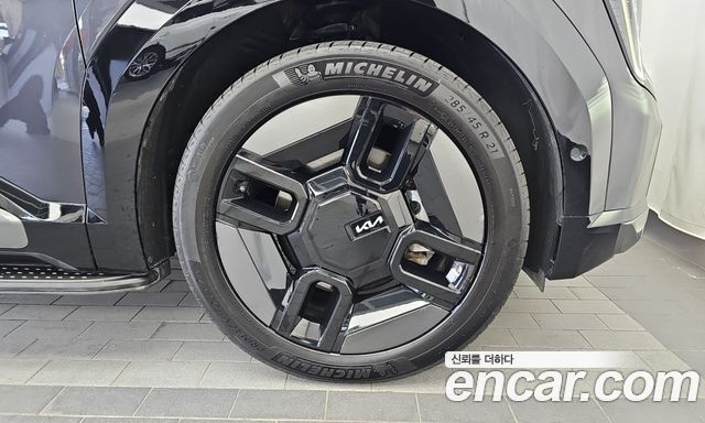Kia EV9 из Кореи Encar