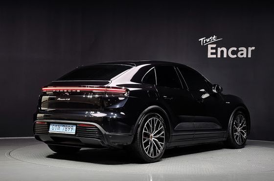 Porsche Macan 4S — пробег 19 263 км — фото 2 из 5