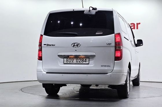 Hyundai Starex Van 3-Seater Smart — пробег 149 142 км — фото 4 из 5