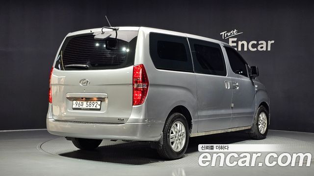 Hyundai Starex Van 3-Seater LPi Smart — пробег 84 793 км — фото 2 из 5