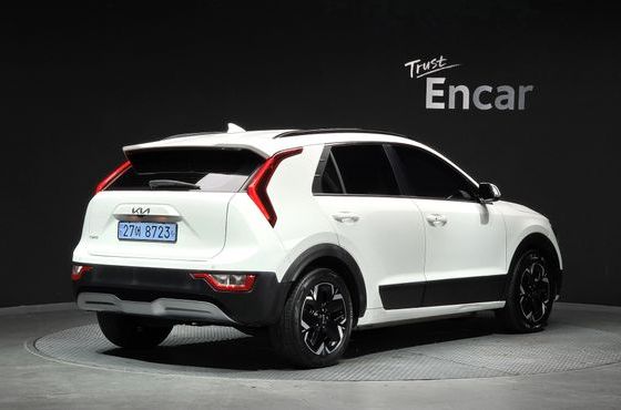 Kia Niro Air — пробег 178 718 км — фото 2 из 5