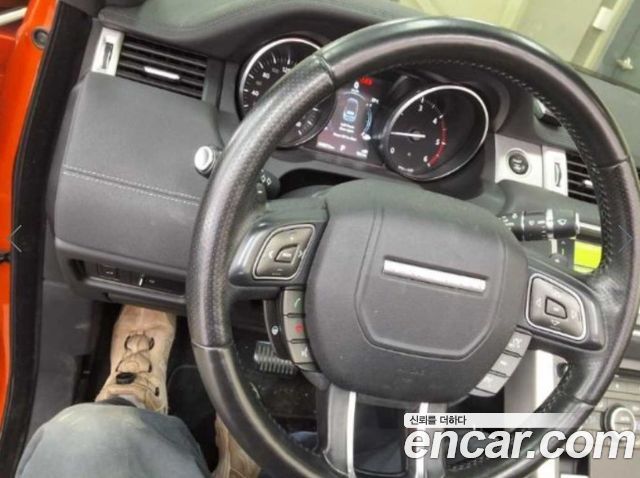 Land Rover Range Rover Evoque 2.0 TD4 SE Dynamic Convertible — пробег 100 913 км — фото 5 из 5
