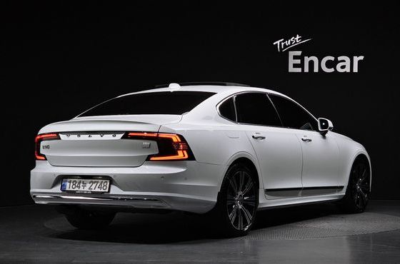 Volvo S90 T8 AWD Ultimate Bright — пробег 53 684 км — фото 2 из 5