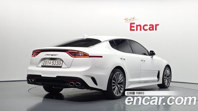 Kia Stinger из Кореи Encar