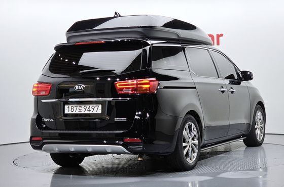 Kia Carnival Gasoline 9-Seater Hi-Limousine Noblesse Special — пробег 117 752 км — фото 2 из 5
