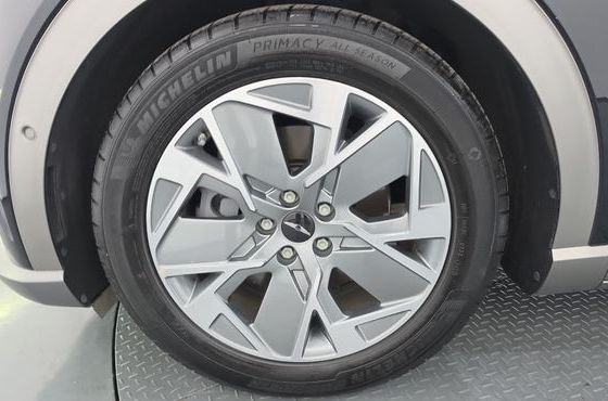 Genesis GV60 Standard — пробег 38 726 км — фото 5 из 5
