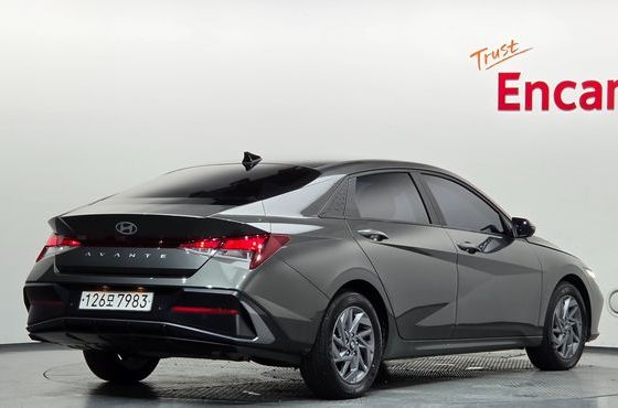 Hyundai AVANTE Modern — пробег 15 471 км — фото 2 из 5