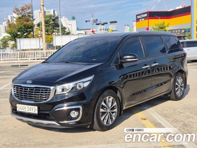 Kia Carnival 9-seater Luxury — пробег 173 472 км — фото 1 из 5