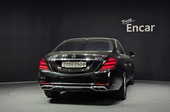 Mercedes-Benz S-Class Maybach S560 4MATIC — пробег 333 026 км — фото 4 из 5