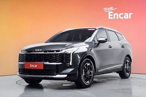 Kia Sportage HEV 1.6 2WD Signature — пробег 3 757 км — фото 1 из 5