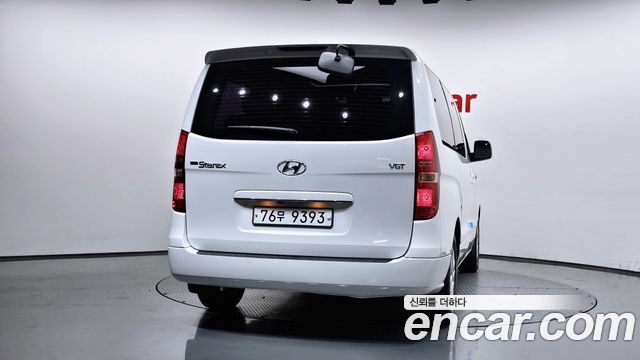 Hyundai Starex Wagon 11-Seater Modern — пробег 57 991 км — фото 4 из 5