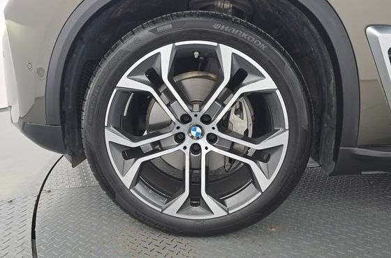 BMW X5 xDrive 40i xLine — пробег 26 166 км — фото 5 из 5