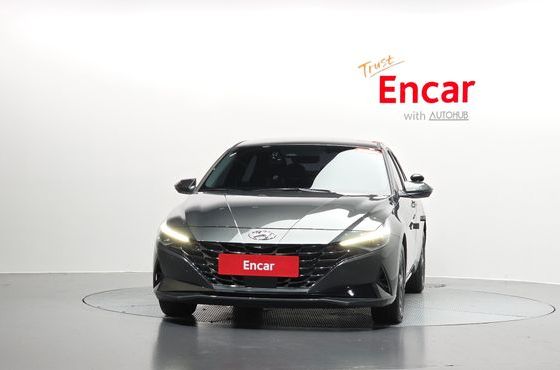 Hyundai AVANTE 1.6 Inspiration — пробег 12 549 км — фото 3 из 5