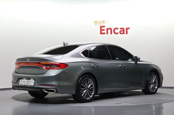 Hyundai Grandeur 2.4 Premium Special — пробег 132 742 км — фото 2 из 5