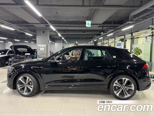 Audi Q8 50 TDI Quattro Premium — пробег 11 км — фото 2 из 5
