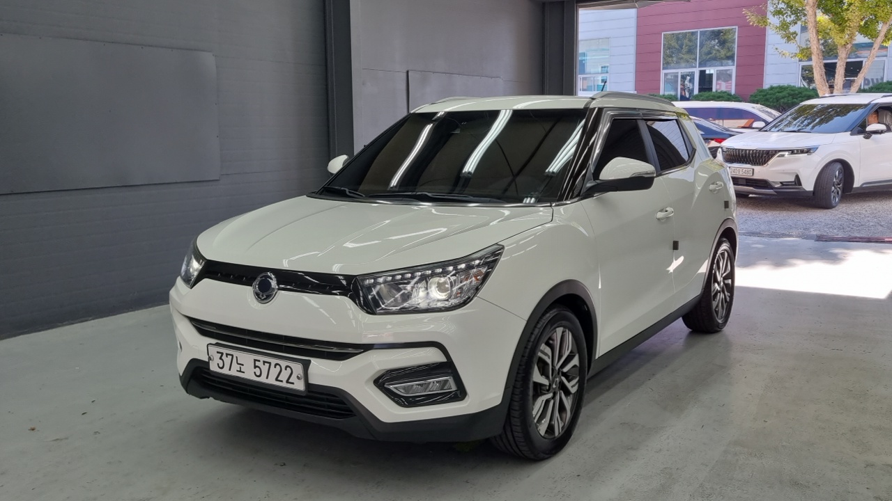 Ssangyong TIBOLI из Кореи Encar