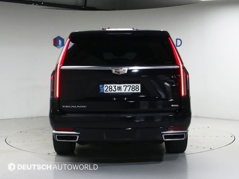 Cadillac Escalade 6.2 ESV ESV Premium Luxury Platinum — пробег 86 000 км — фото 4 из 5