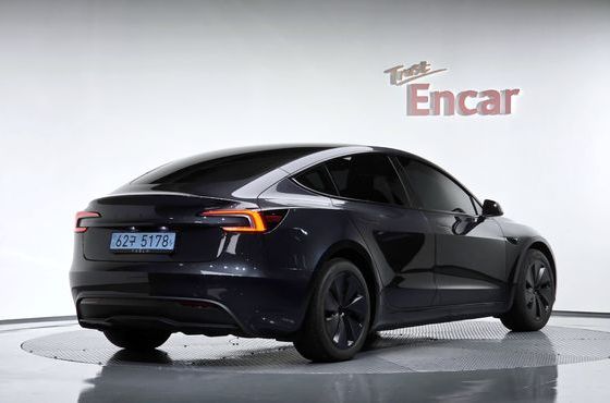 Tesla Model 3 RWD — пробег 18 420 км — фото 2 из 5