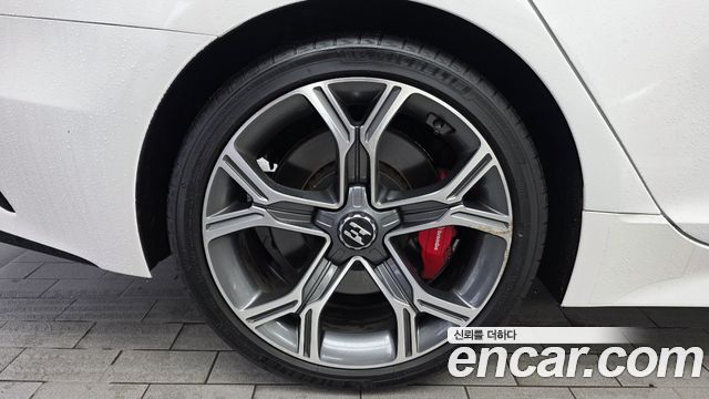 Kia Stinger 2.0 Turbo AWD Platinum — пробег 90 601 км — фото 5 из 5