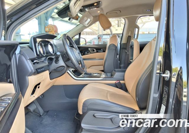 Kia Carnival Diesel 9-Seater Prestige — пробег 62 681 км — фото 4 из 5