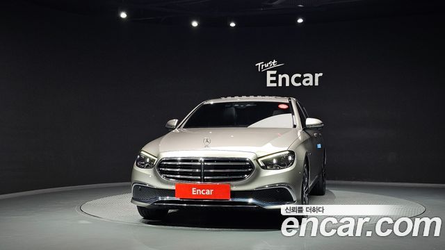 Mercedes-Benz E-Class E300e 4MATIC Exclusive — пробег 82 203 км — фото 3 из 5