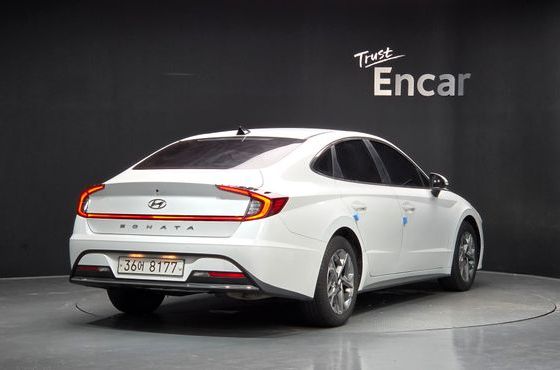 Hyundai Sonata 2.0 Premium Family — пробег 52 544 км — фото 2 из 5