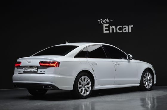 Audi A6 35 TDI Premium C7 — пробег 167 101 км — фото 2 из 5