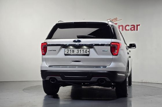 Ford Explorer 2.3 Limited 4WD 5th — пробег 81 925 км — фото 4 из 5