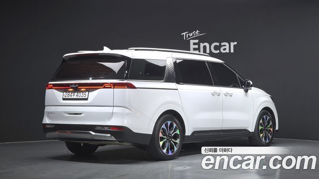 Kia Carnival из Кореи Encar