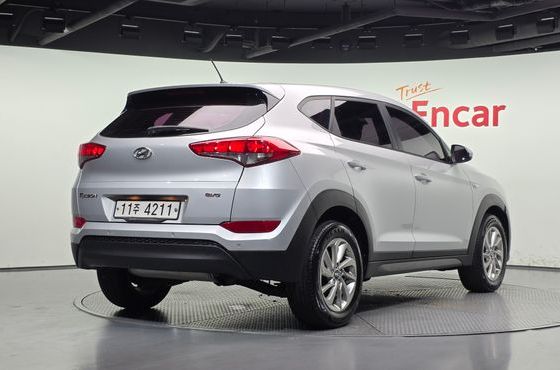 Hyundai Tucson Diesel 1.7 2WD Style — пробег 171 664 км — фото 2 из 5