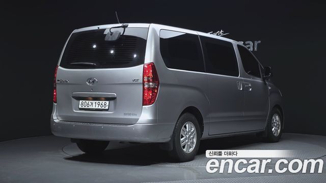 Hyundai Starex 3-Seater VAN Smart — пробег 185 963 км — фото 2 из 5