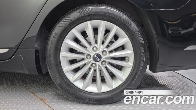 Kia K7 из Кореи Encar